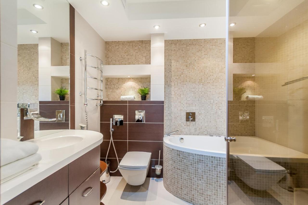 Central Apartment In Gedimino Av By Urban Rent Вильнюс Экстерьер фото